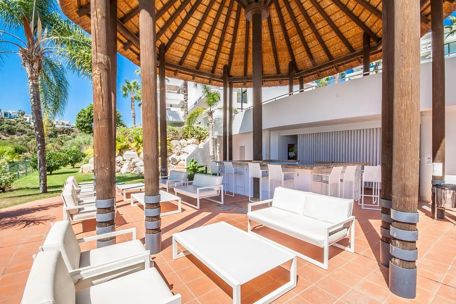 Terrassa de Apartament en venda en Estepona amb Aire condicionat, Traster i Piscina