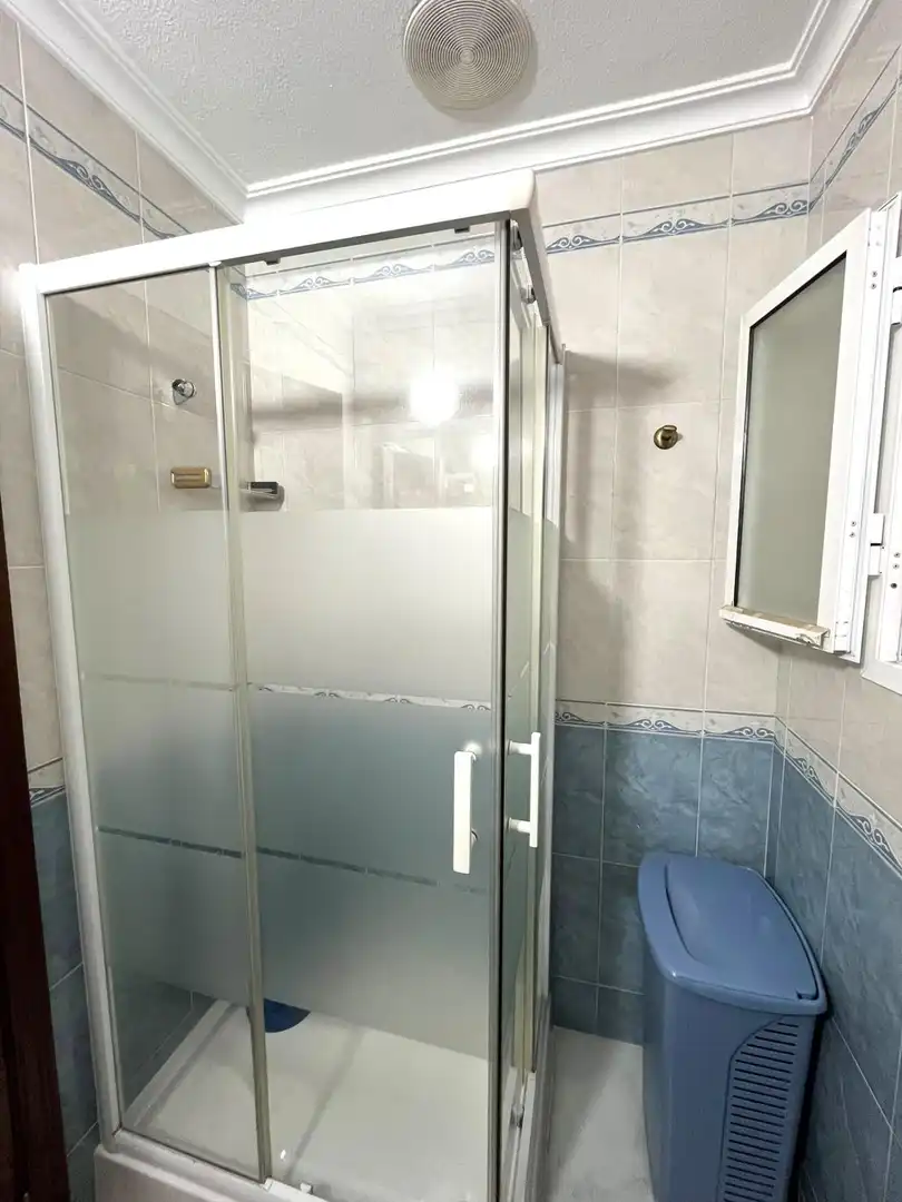 Baño de Casa adosada en venta en Moguer con Aire acondicionado, Terraza y Trastero