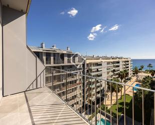 Balcony of Attic for sale in Badalona  with Air Conditioner, Terrace and Storage room