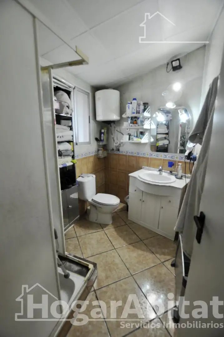 Baño de Casa o chalet en venta en Montserrat con Aire acondicionado, Calefacción y Jardín privado