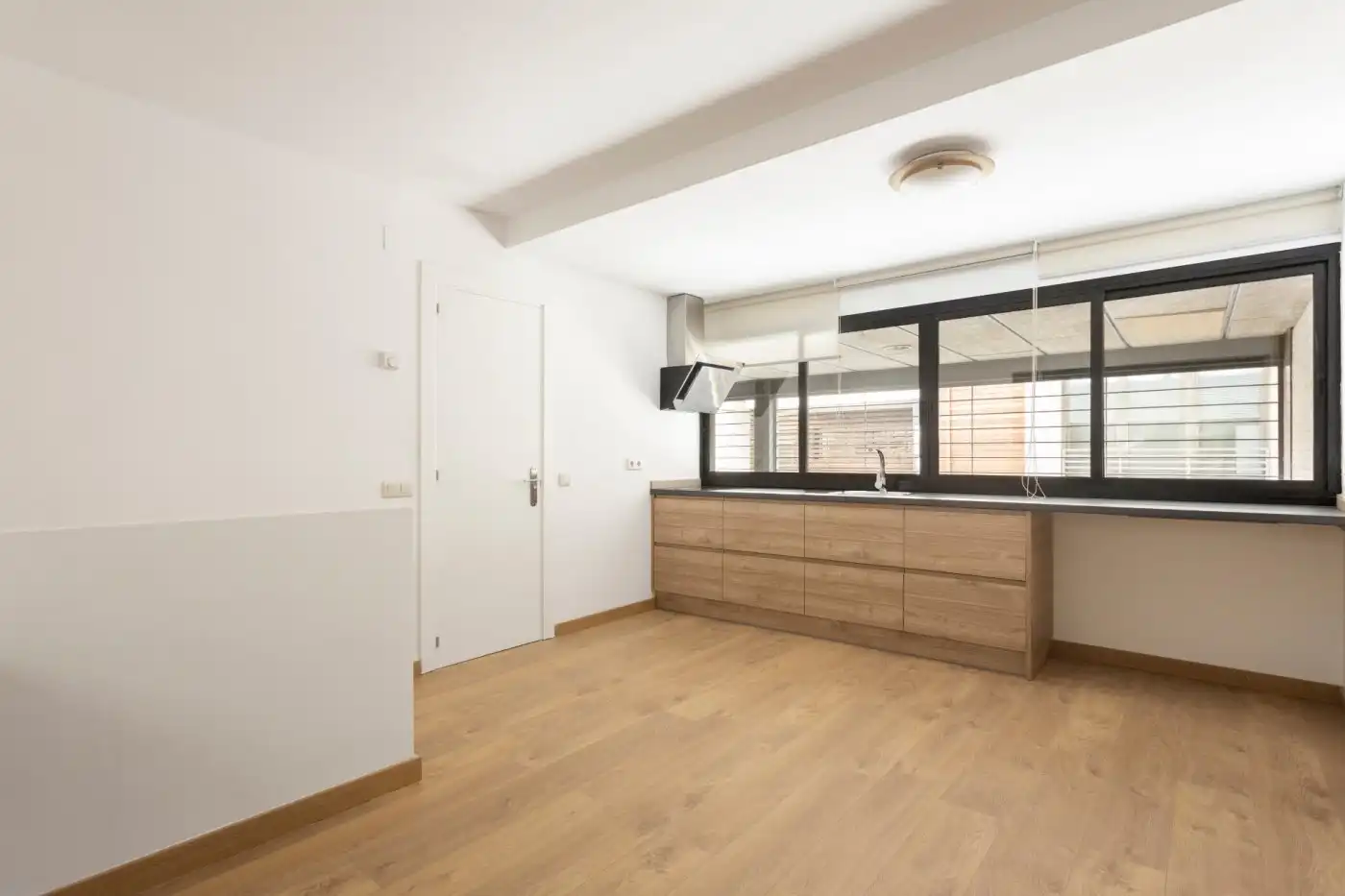 Kitchen of Office for rent in Barcelona  with Furnished