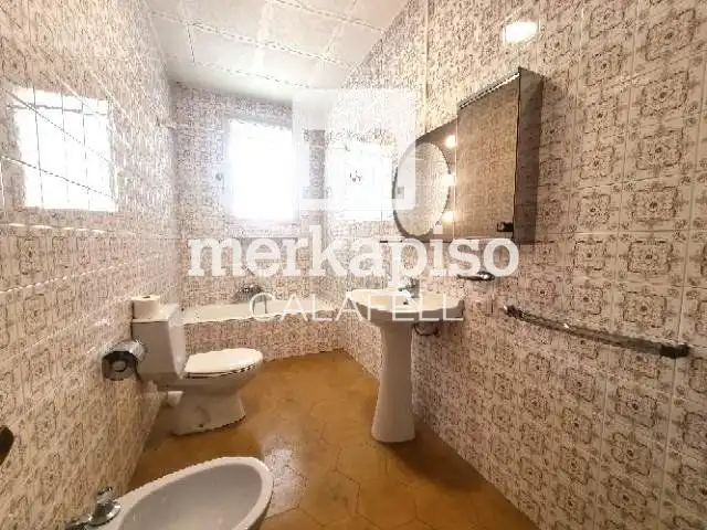 Villa mit Garten zum Verkauf in Catalunya, imagen 16