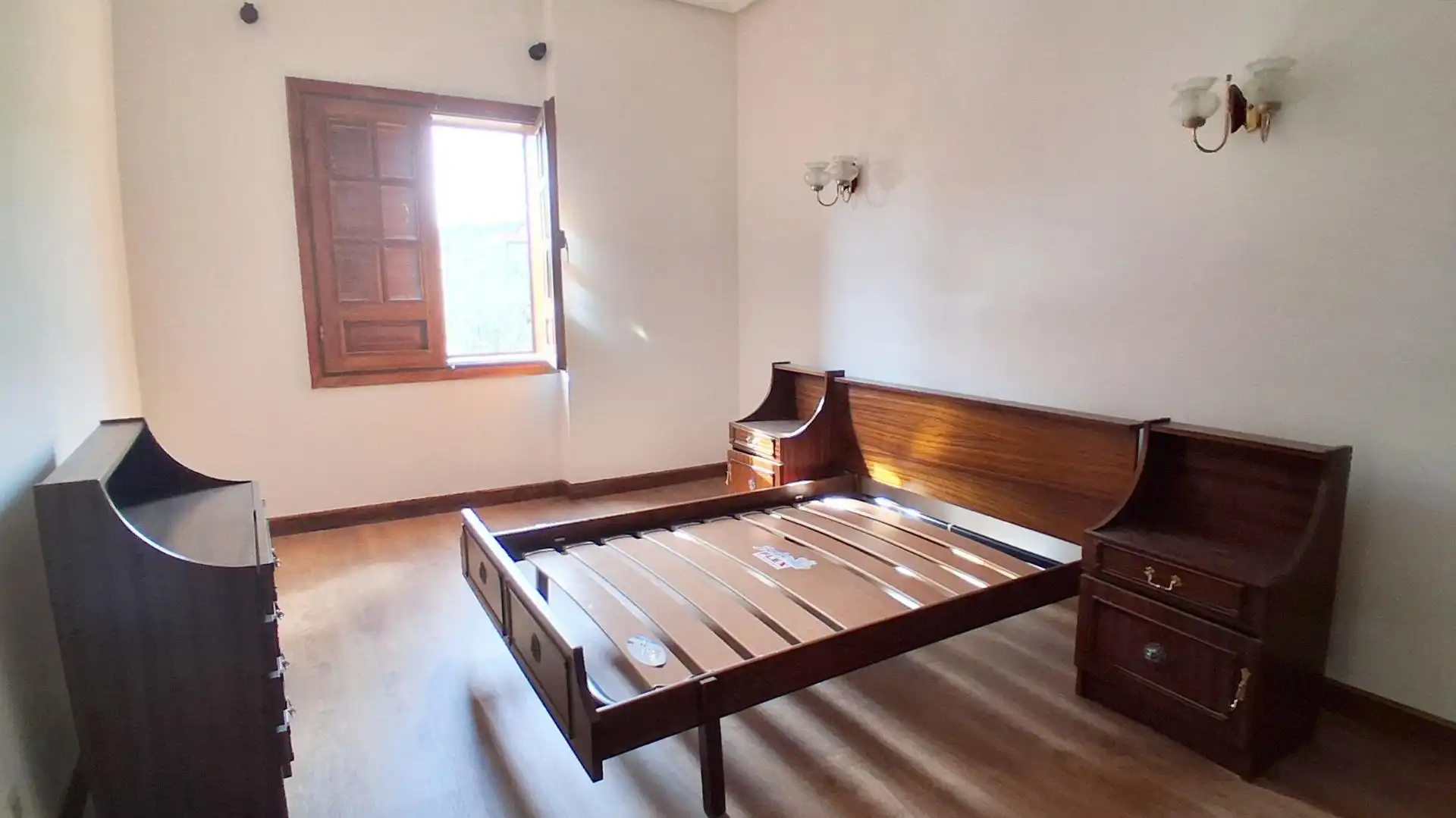 Habitación de Casa o chalet en venta en Sotoserrano con Calefacción, Terraza y Trastero