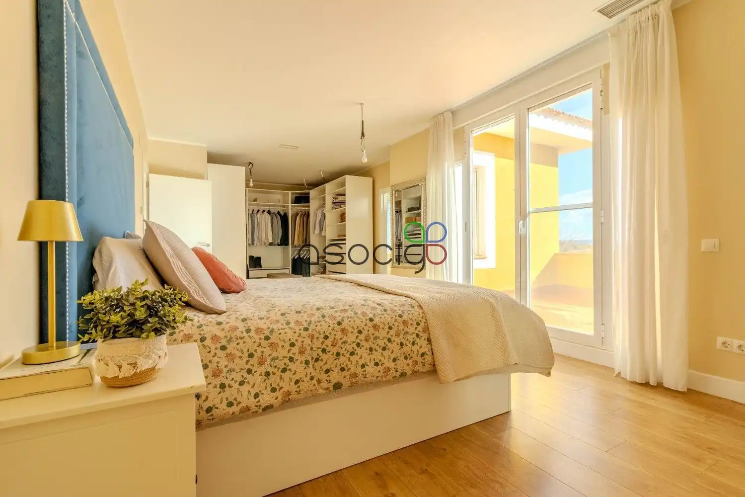 Bedroom of Houses for sale in Cabanillas del Campo  with Air Conditioner, Heating and Storage room