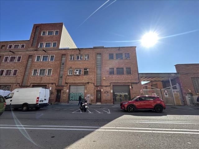 Nave industrial en Venta en MIG DEL en Centre