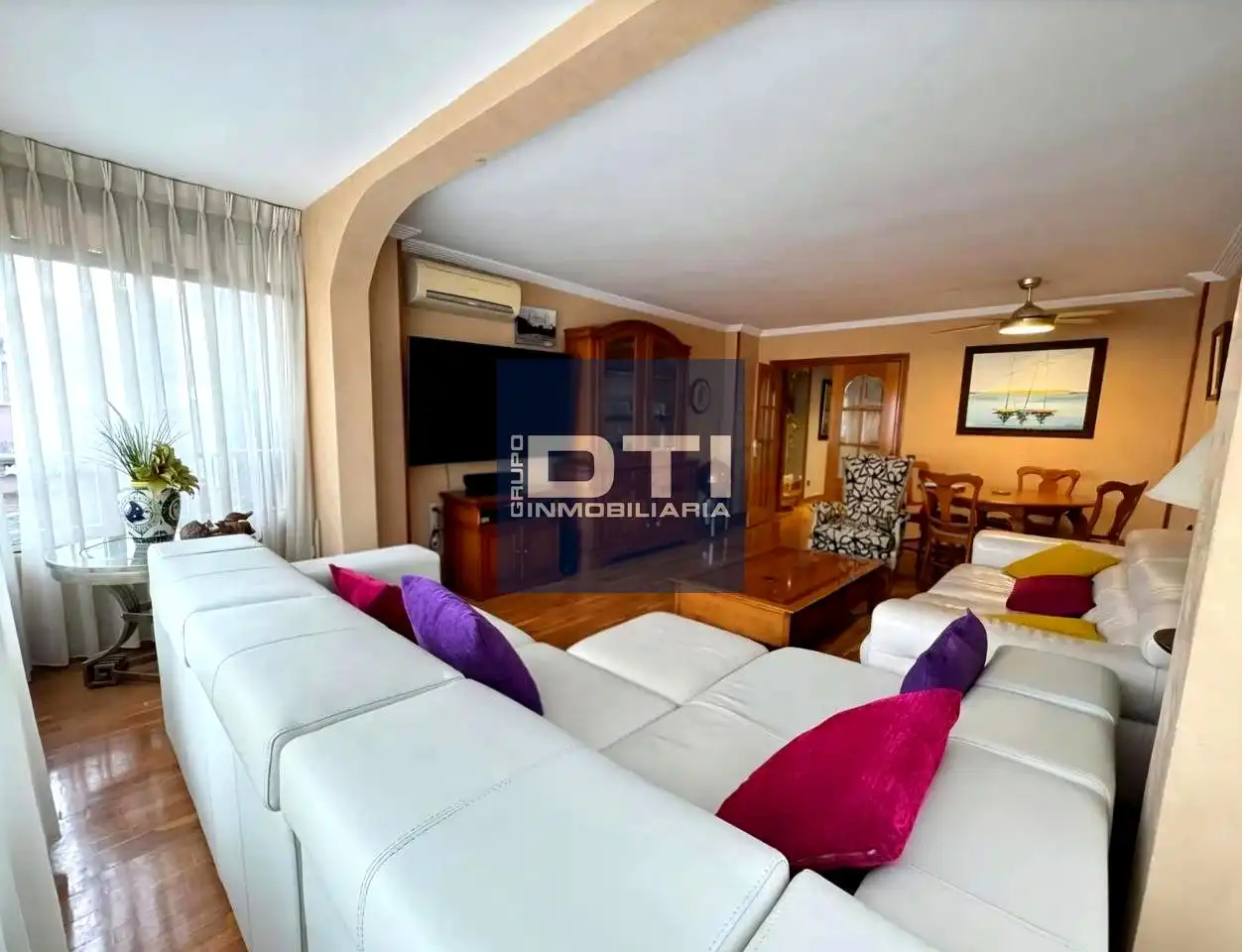 Sala d'estar de Àtic en venda en Alicante / Alacant amb Aire condicionat, Calefacció i Terrassa