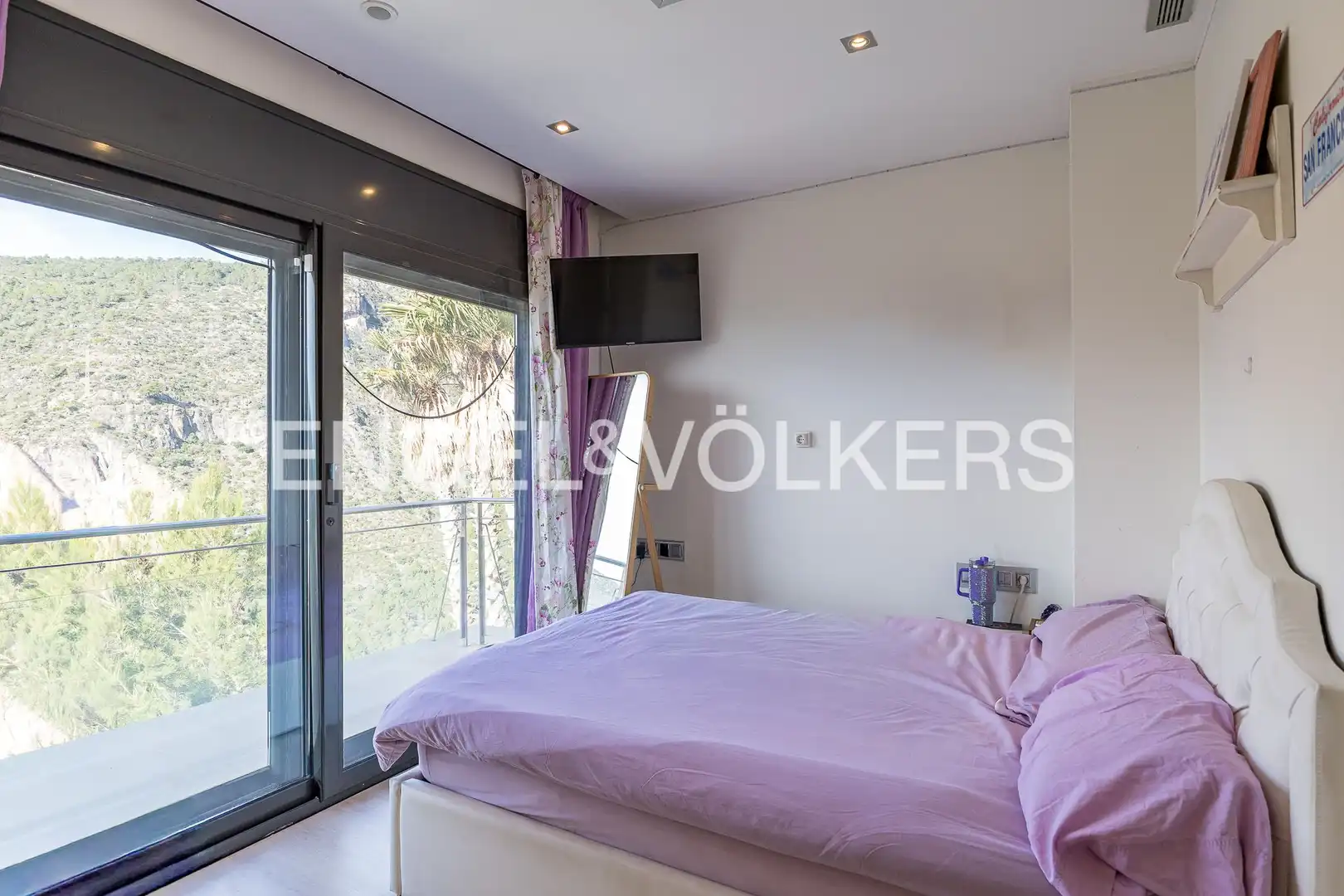 Bedroom of Houses for rent in Sitges  with Air Conditioner, Heating and Private garden
