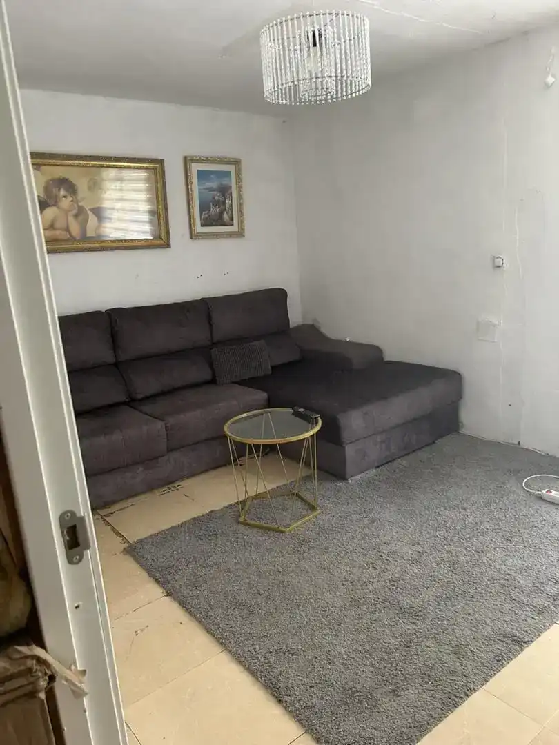 Sala d'estar de Casa adosada en venda en Tudela
