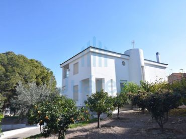 Villa zum Verkauf in Morera