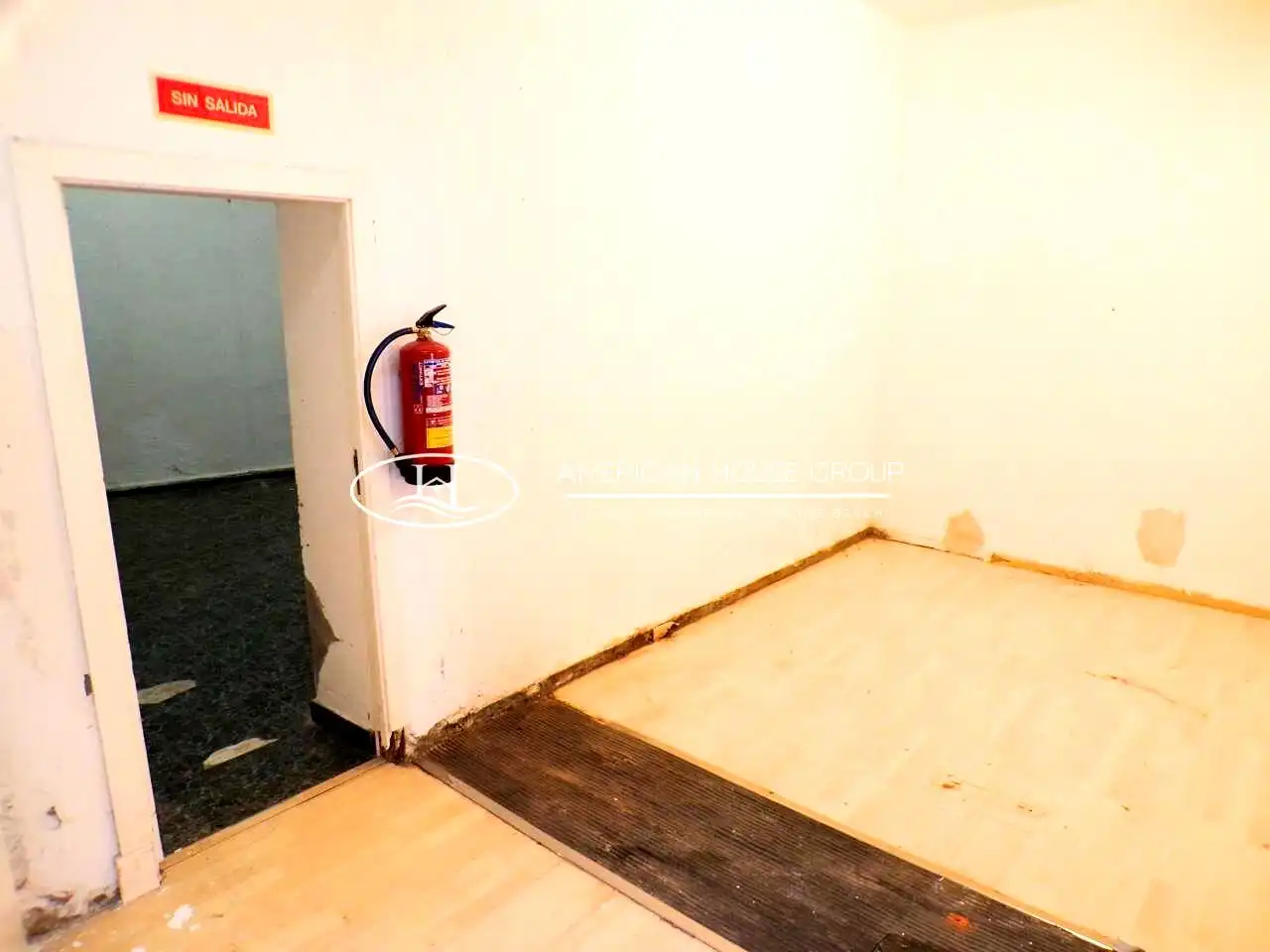 Local comercial de lloguer a Núcleo urbano, imagen 7