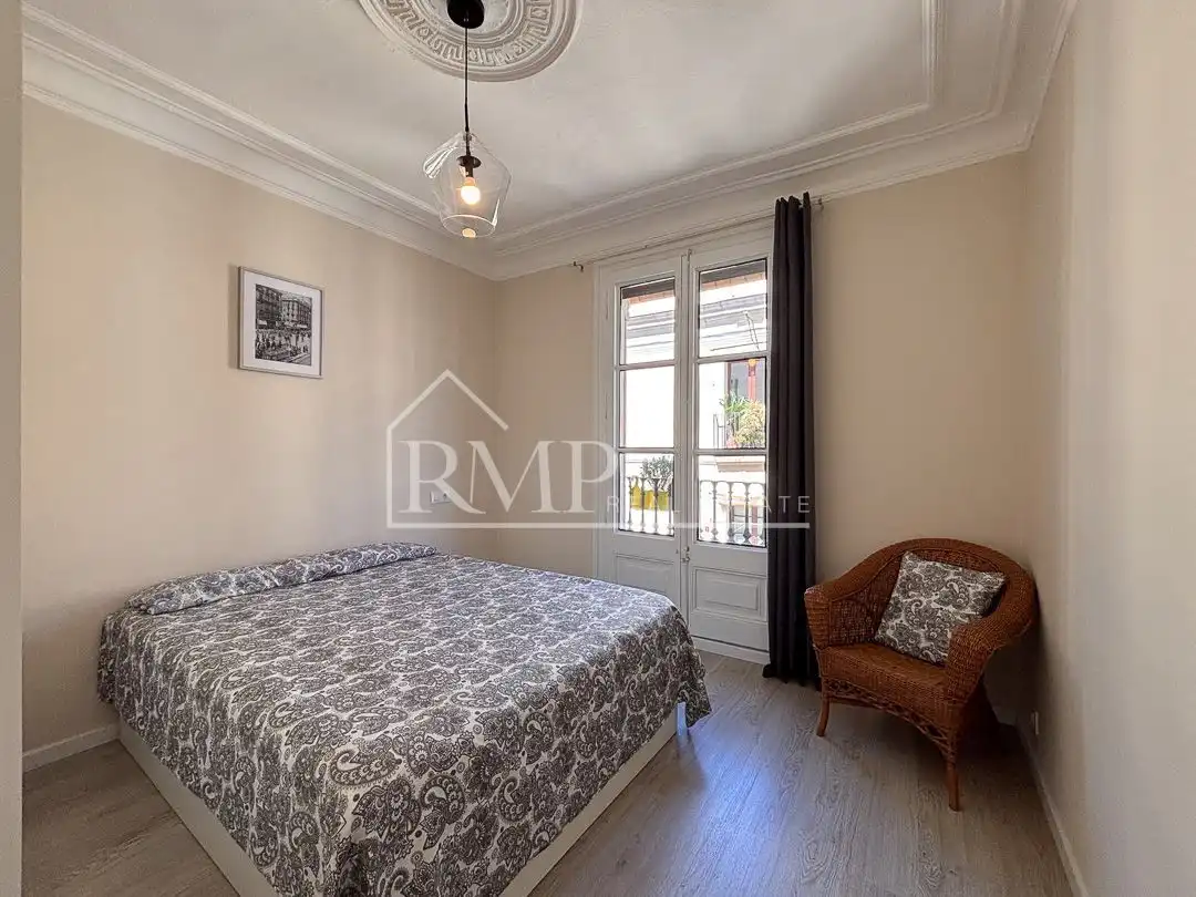 Habitación de Piso en venta en  Barcelona Capital con Terraza y Trastero