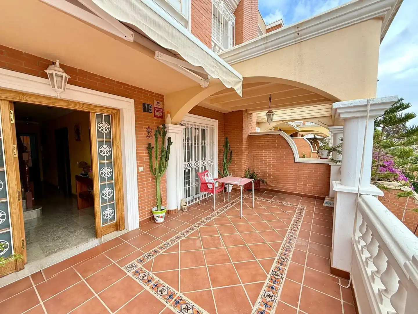 Terrassa de Casa adosada en venda en Almería amb Terrassa