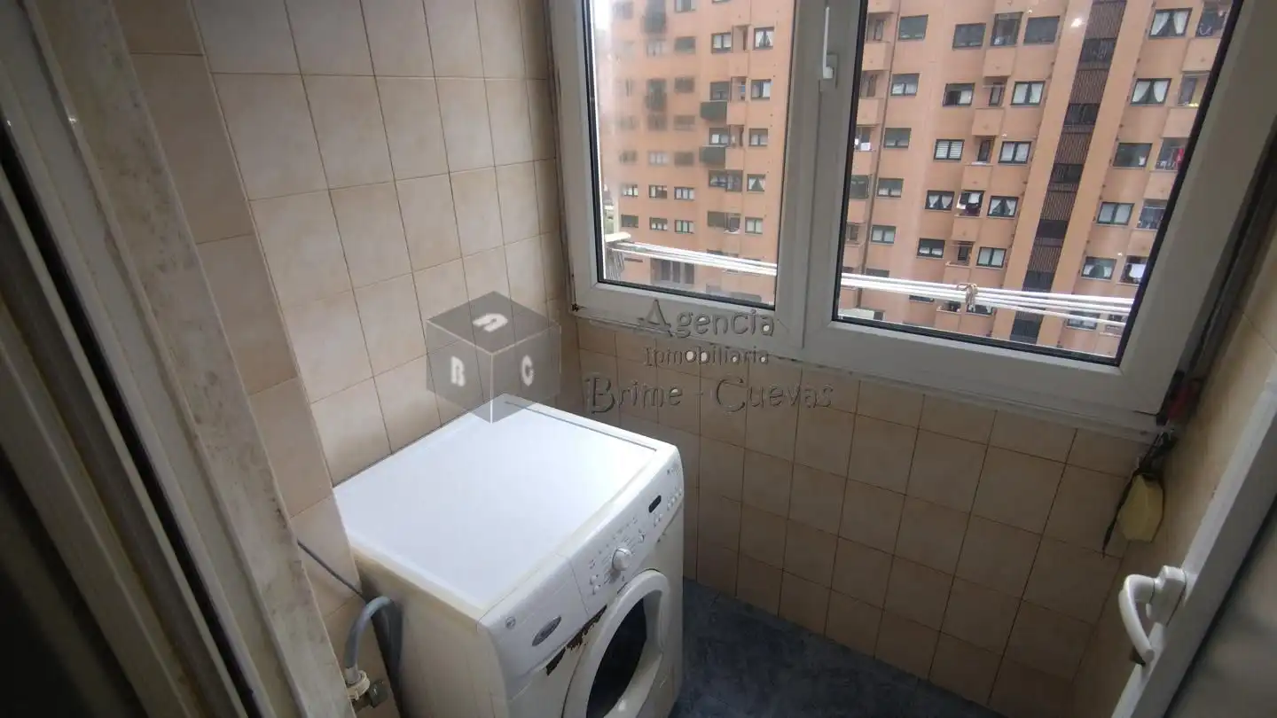 Bedroom of Flat for sale in Gijón   with Heating, Parquet flooring and Terrace