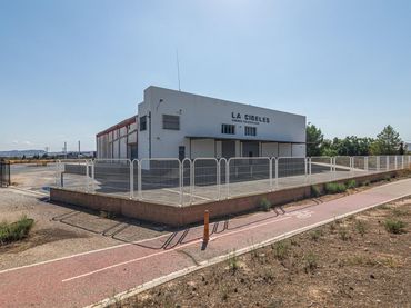 Nau industrial en venda a Novelda