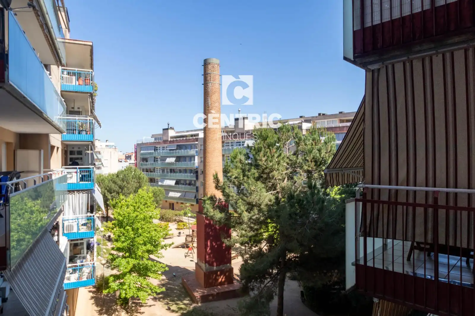 Exterior view of Flat for sale in Terrassa  with Heating and Terrace