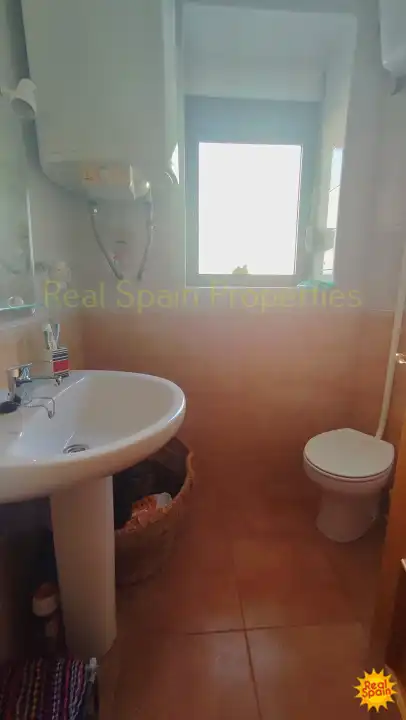 Baño de Casa adosada en venta en María con Terraza, Balcón y Internet