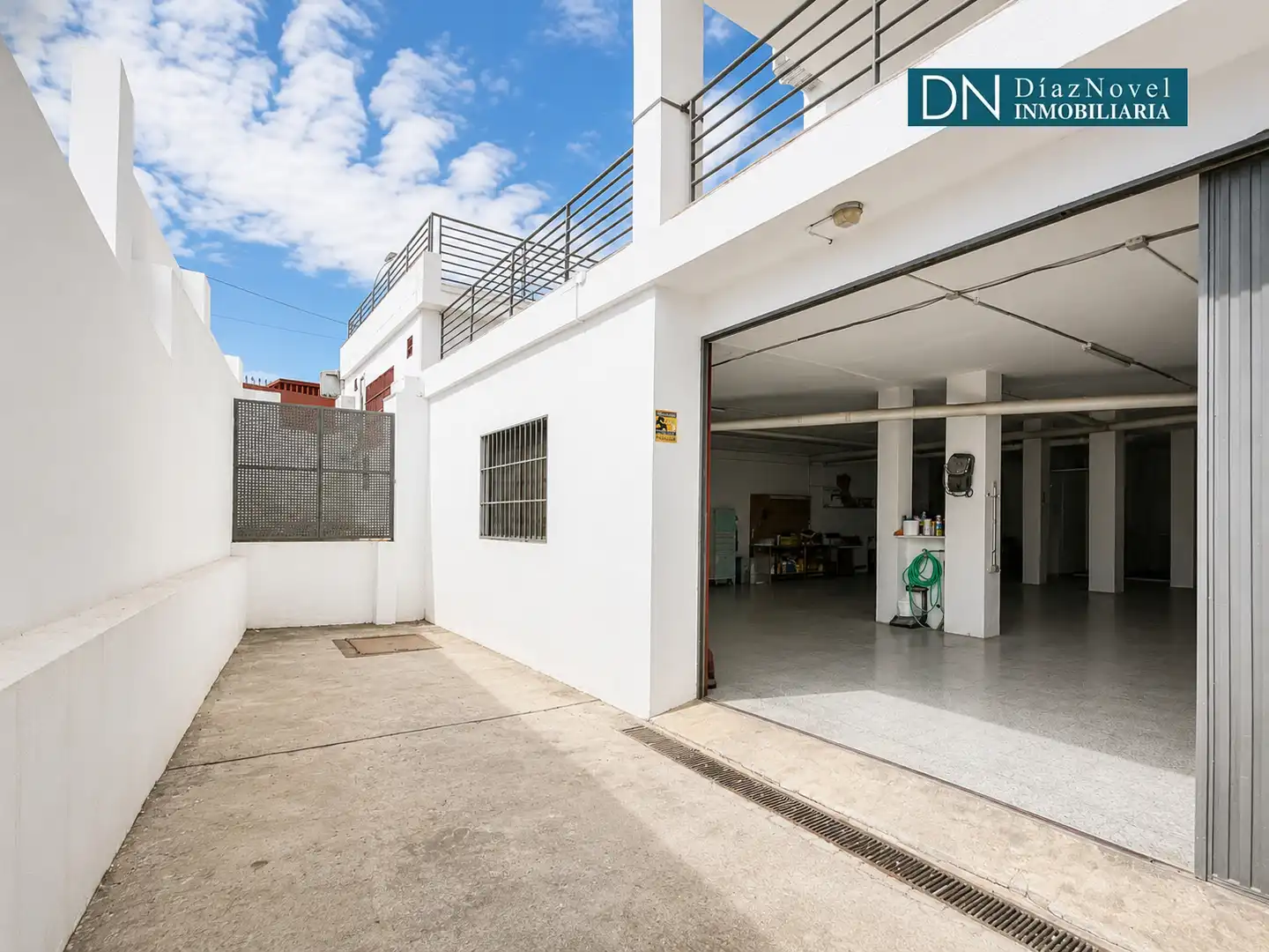 Vista exterior de Local de alquiler en Málaga con Aire acondicionado y Terraza