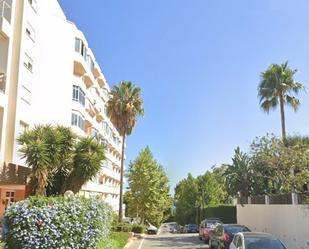 Exterior view of Flat for sale in Estepona  with Terrace and Swimming Pool