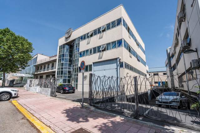 Nave industrial en Venta en  FRAGUA en Norte - Universidad