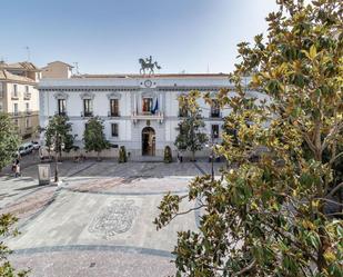 Vista exterior de Pis de lloguer en  Granada Capital amb Aire condicionat, Calefacció i Parquet