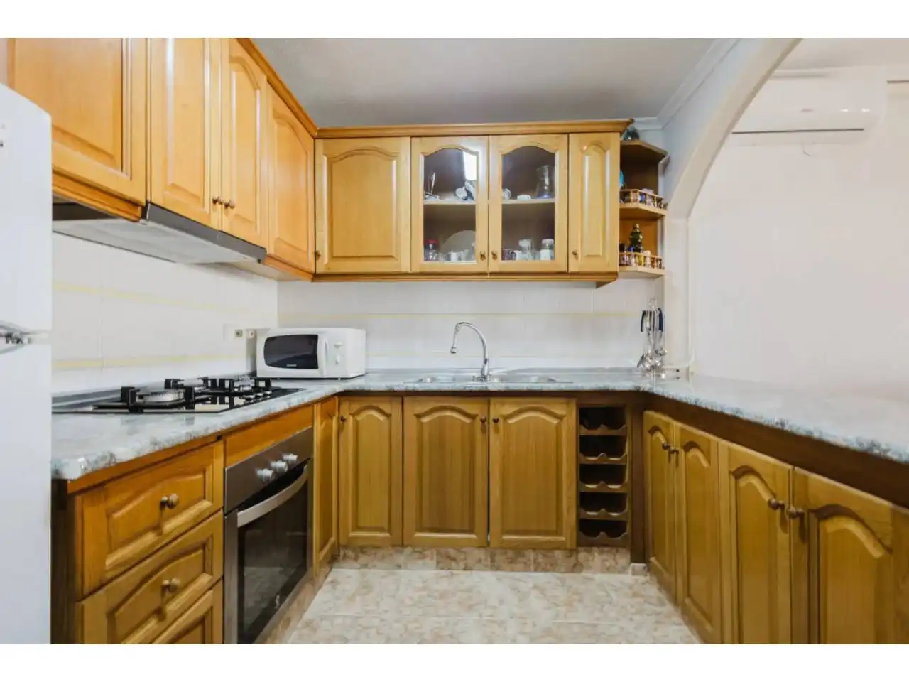 Cocina de Apartamento en venta en Torrevieja con Aire acondicionado, Calefacción y Terraza
