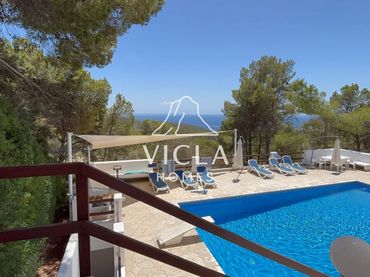 House with balcony to rent in Es Cubells