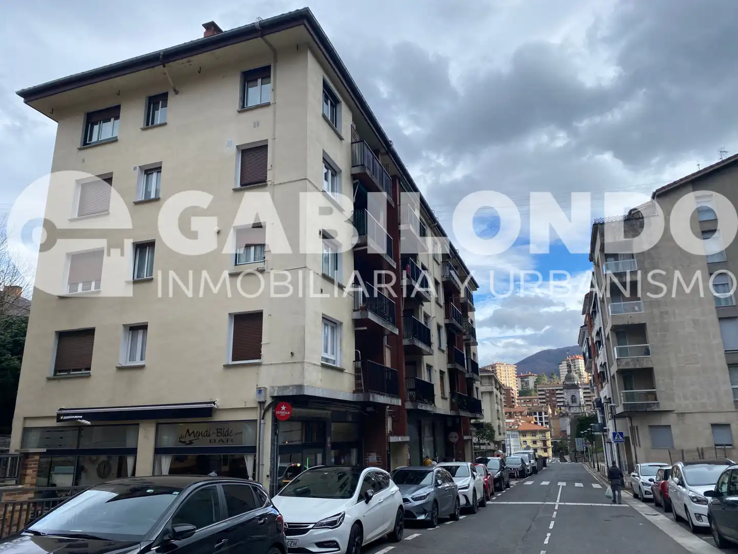 Vista exterior de Piso en venta en Elgoibar con Calefacción, Parquet y Trastero