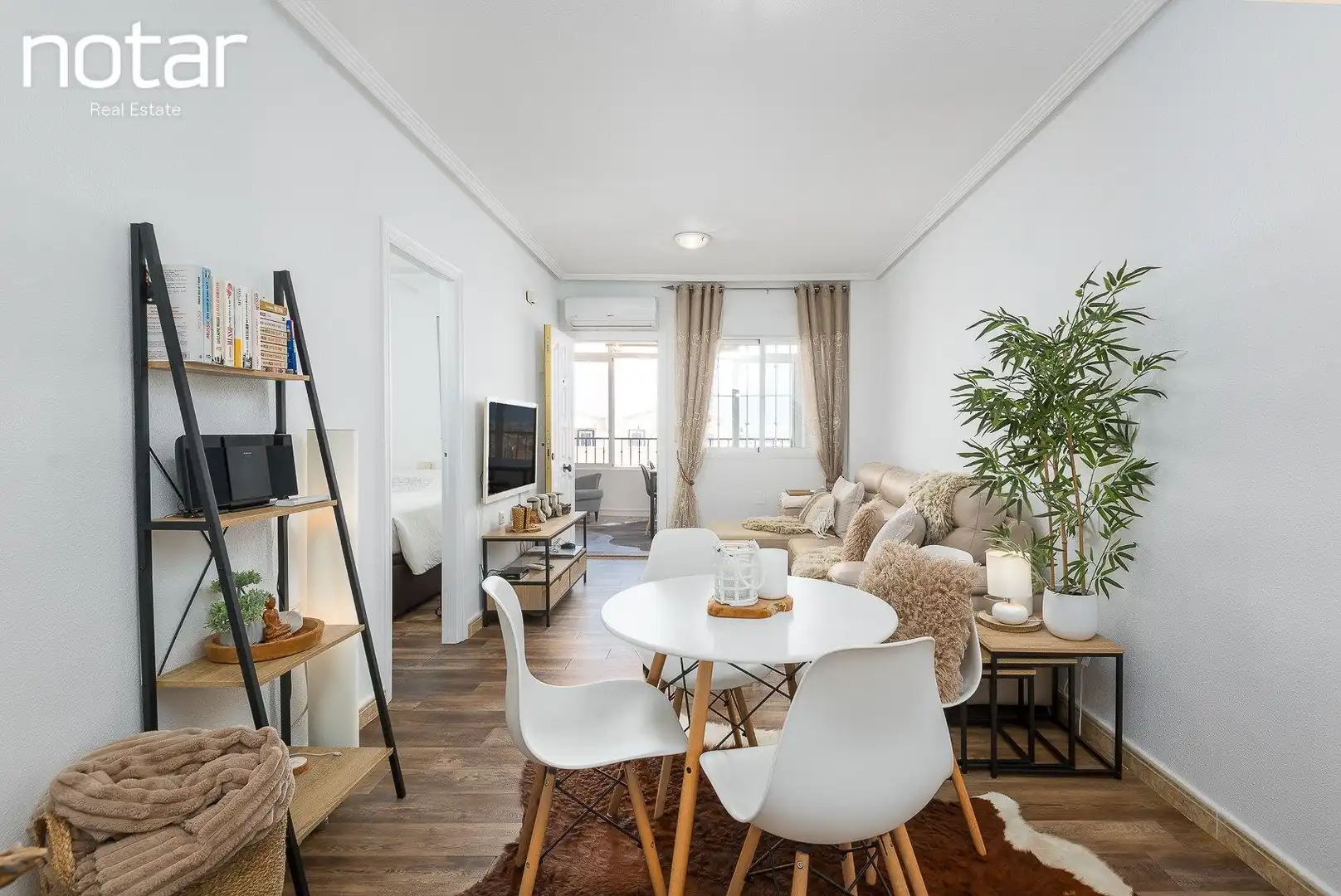 Sala de estar de Ático en venta en Orihuela con Terraza, Balcón y Piscina comunitaria