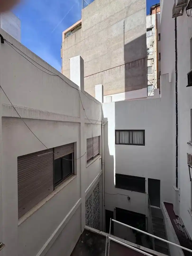 Vista exterior de Piso en venta en Valencia con Aire acondicionado, Amueblado y Balcón