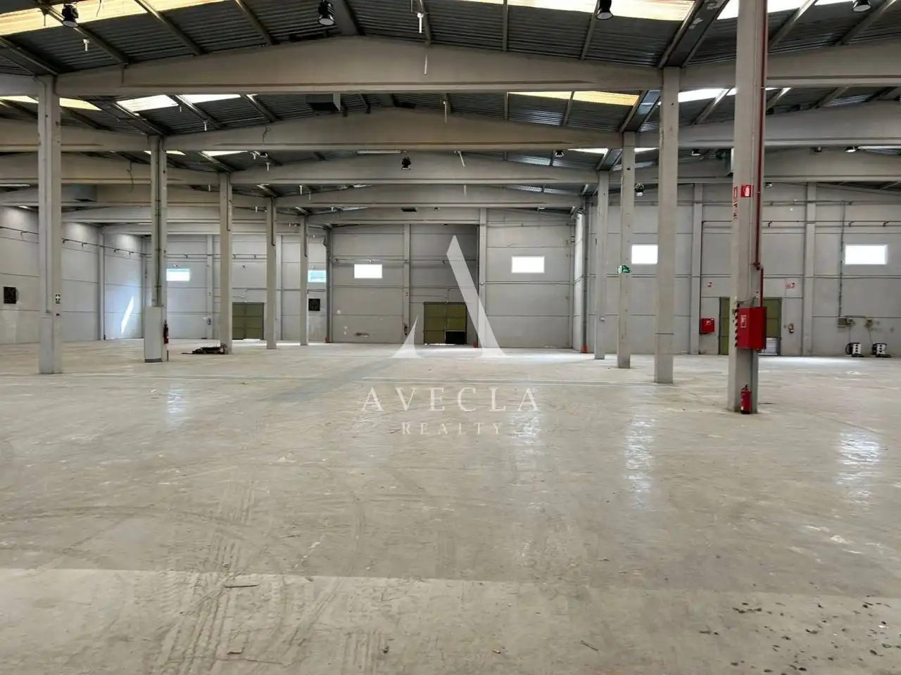 Nave industrial de alquiler en Abrera