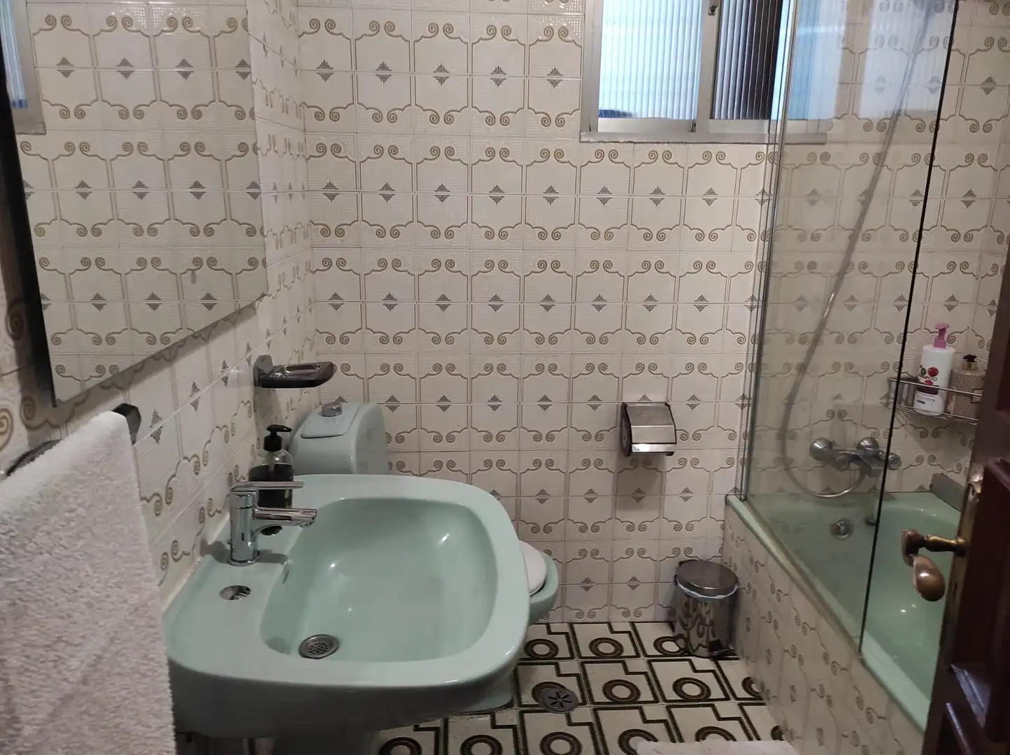 Wohnung zur Miete in Avenida LUGO, Ensanche - Sar