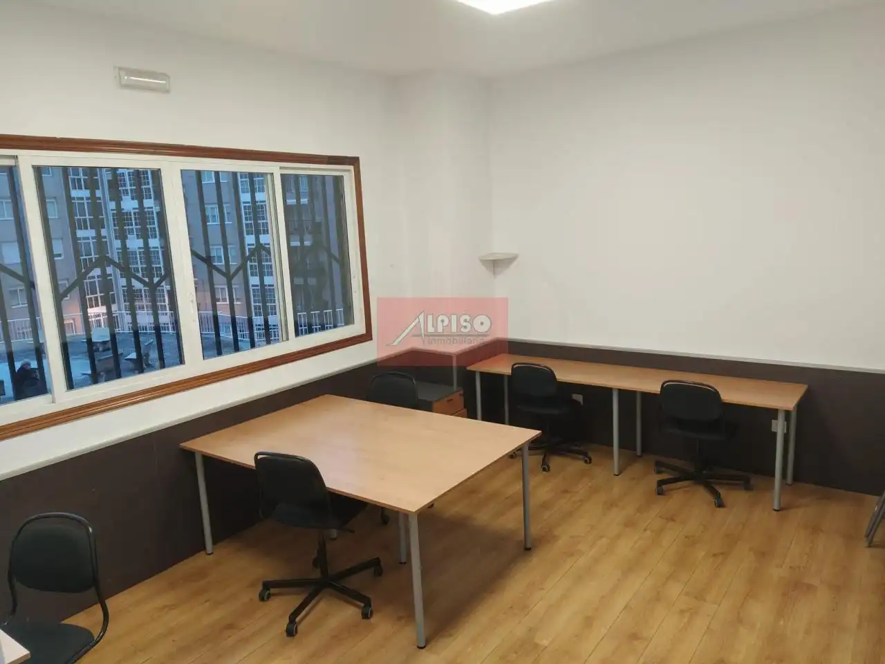 Local comercial de lloguer a Couto, imagen 17