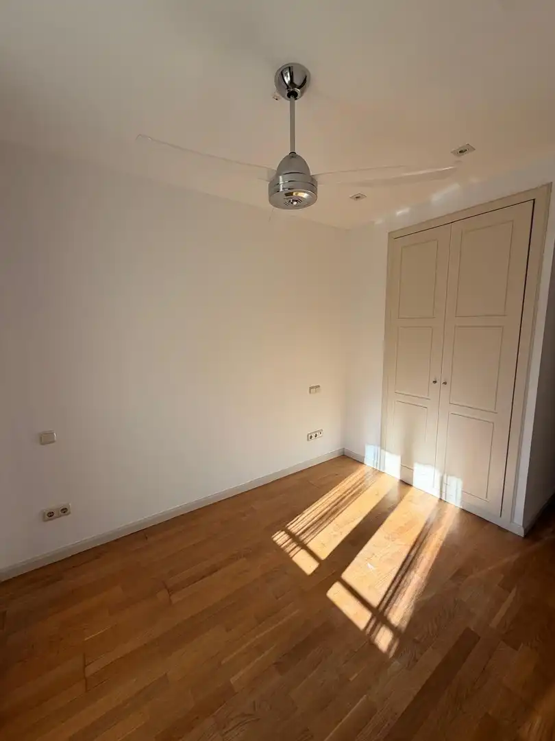 Habitación de Piso en venta en Madrid con Aire acondicionado, Calefacción y Trastero