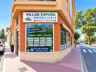 Plaza de garaje individual con ascensor en venta en Alhama de Murcia ciudad