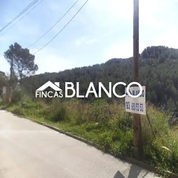 Terreny residencial en venda a Castellví de Rosanes