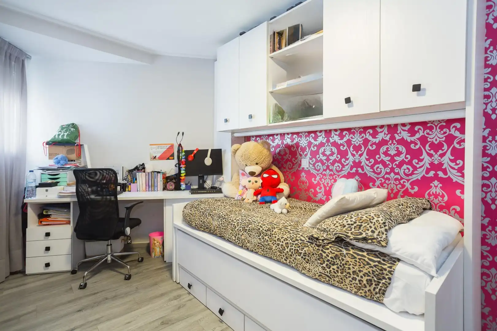 Schlafzimmer von Dachboden zum Verkauf in Gandia mit Klimaanlage, Heizung und Terrasse
