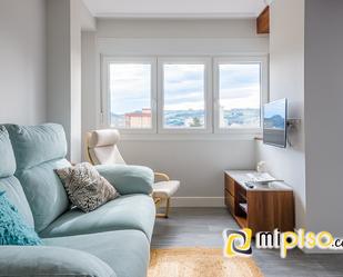 Living room of Flat to rent in Laredo  with Heating and Furnished
