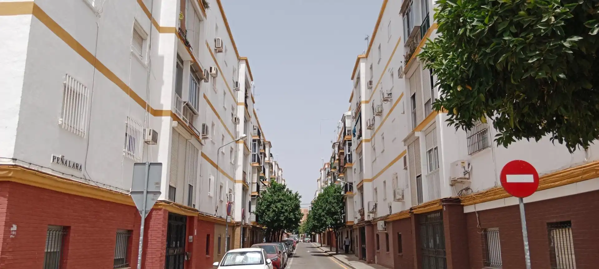 Flat for rent in Calle PEÑALARA, El Plantinar – Avda. La Paz - El Juncal