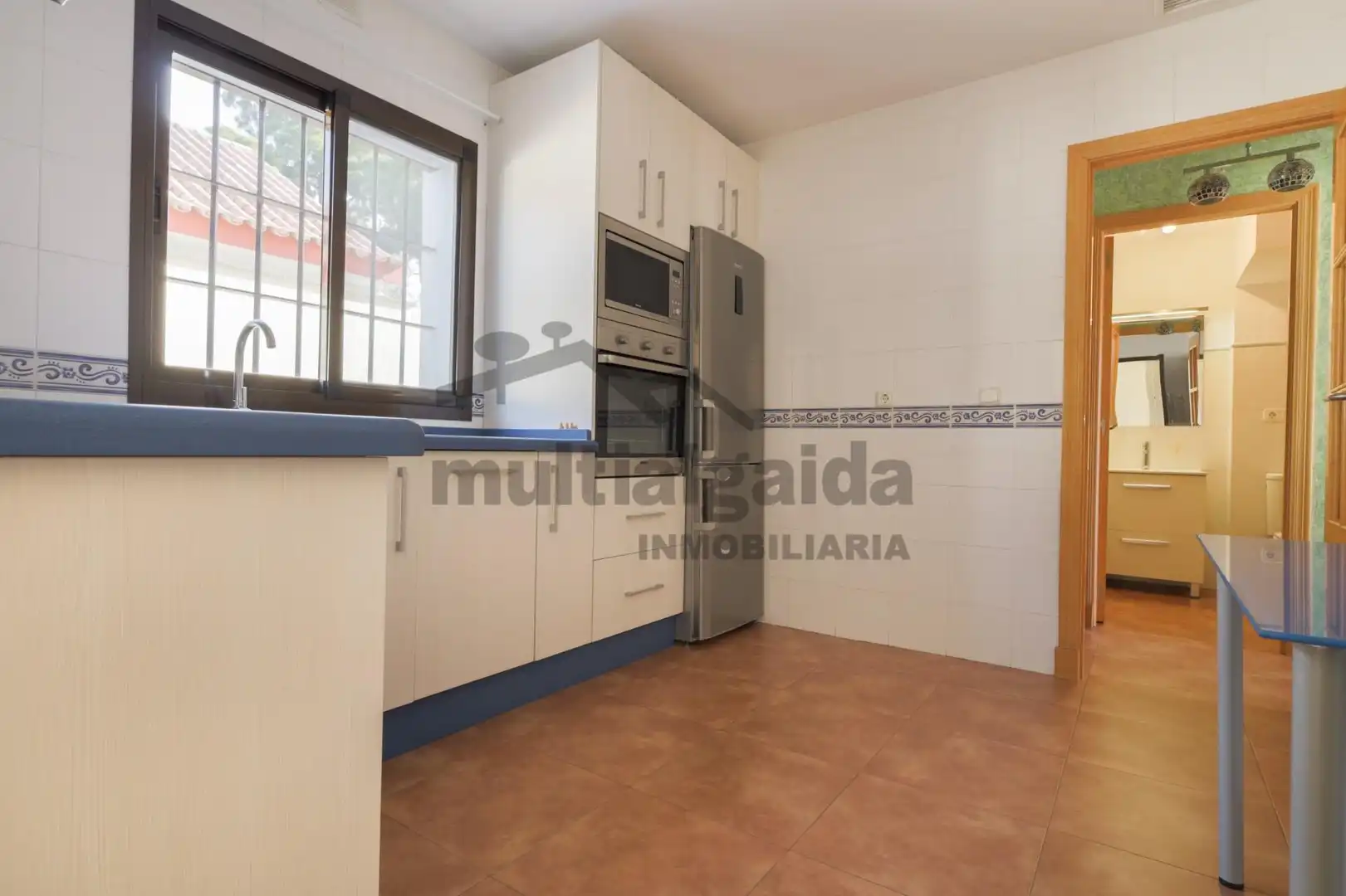 Kitchen of Detached homes for sale in Sanlúcar de Barrameda  with Air Conditioner, Private garden and Terrace