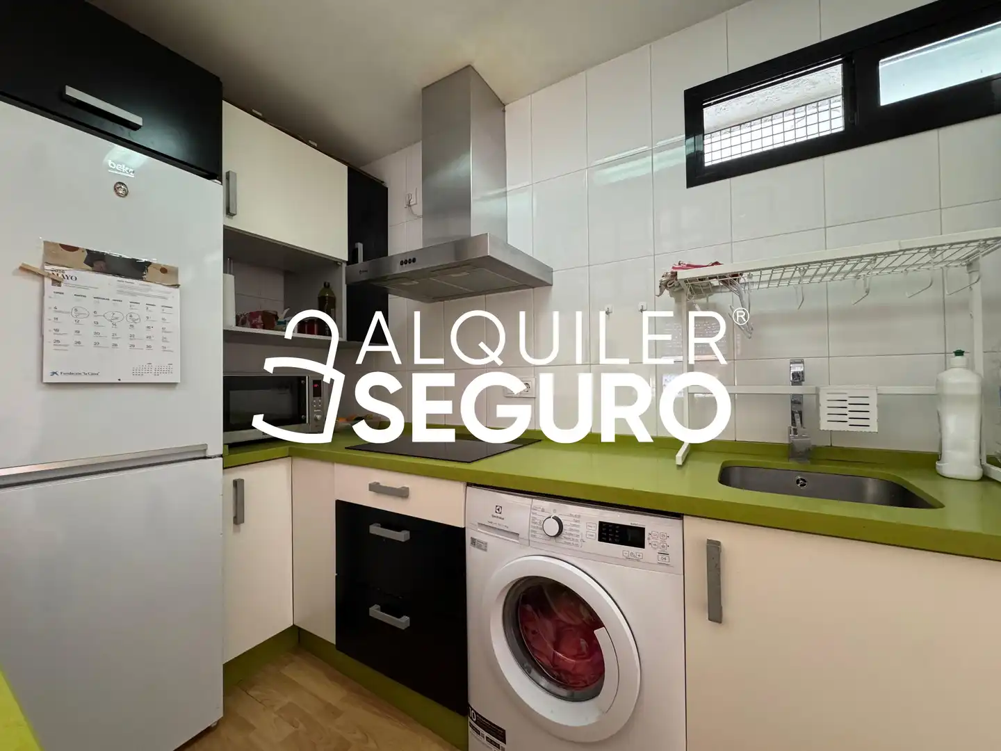 Cuina de Pis de lloguer en Málaga amb Moblat