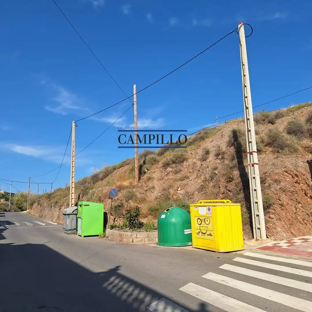 Terrenys i solars en venda a Adra
