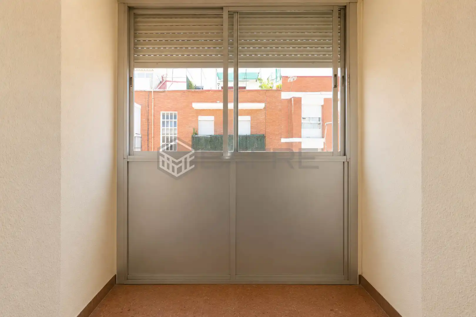 Flat for sale in Madrid  with Air Conditioner, Heating and Private garden