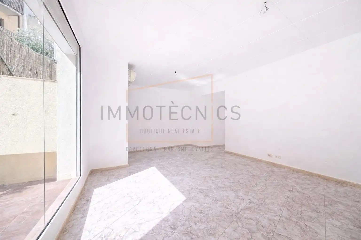 Living room of Ground floor for sale in Canet de Mar  with Air Conditioner, Heating and Terrace