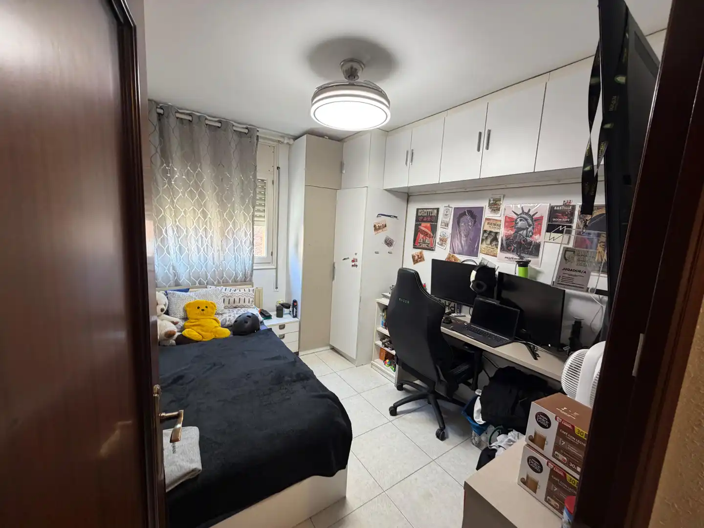 Habitación de Piso en venta en Lleida con Calefacción, Amueblado y Horno