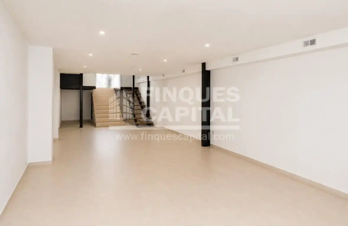 Local comercial en venda a Eixample, imagen 3