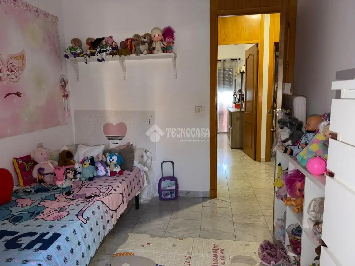 Habitación de Casa adosada en venta en Sevilla