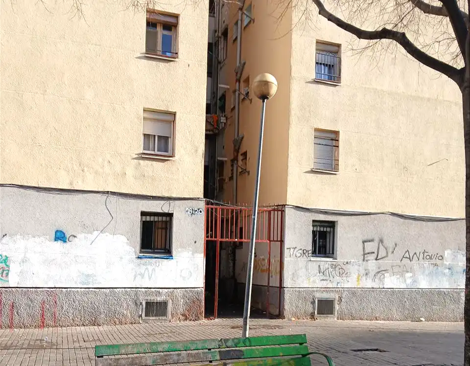 Vista exterior de Piso en venta en Badalona