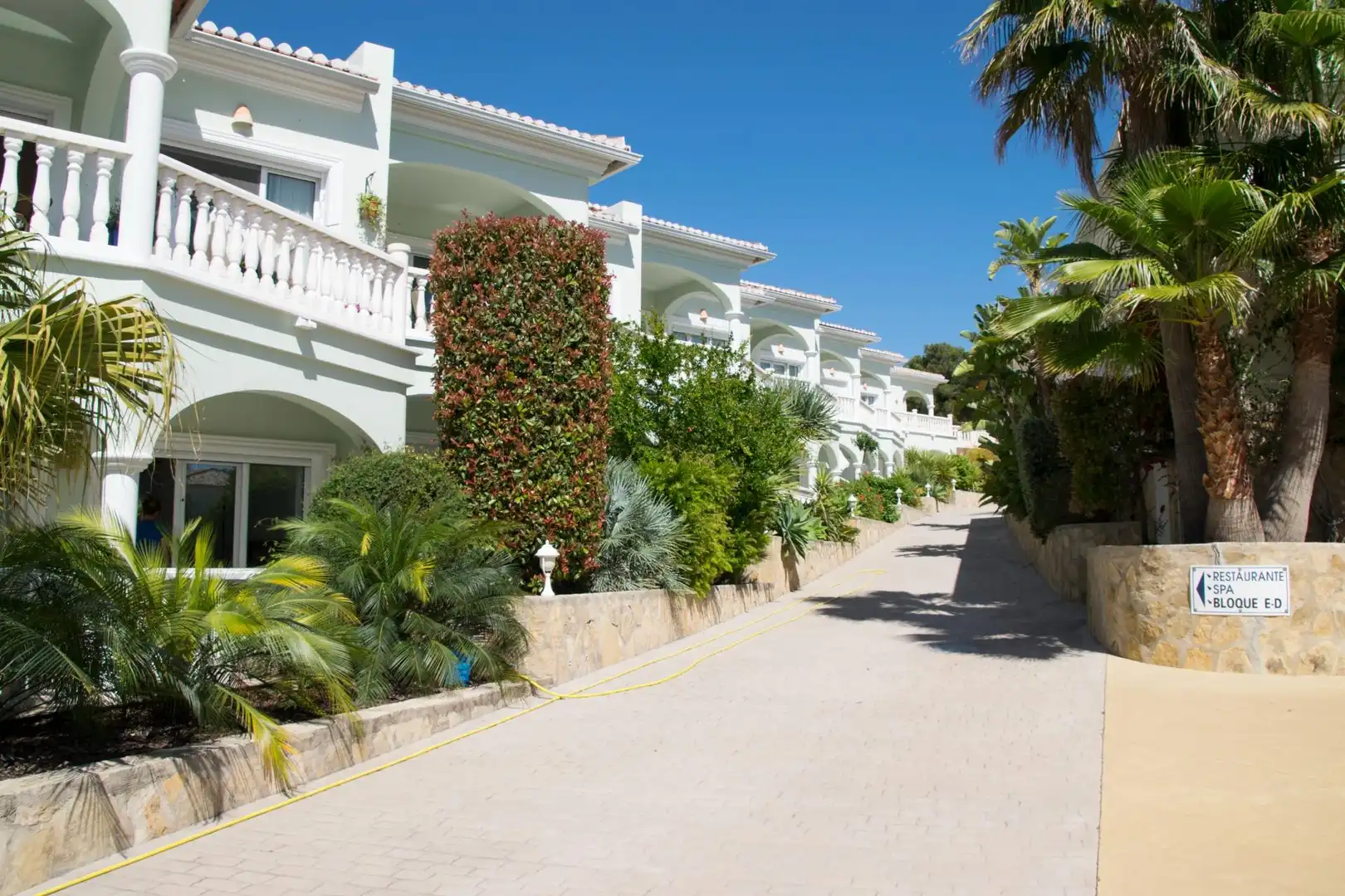 Vista exterior de Apartamento en venta en Benissa con Aire acondicionado, Calefacción y Jardín privado
