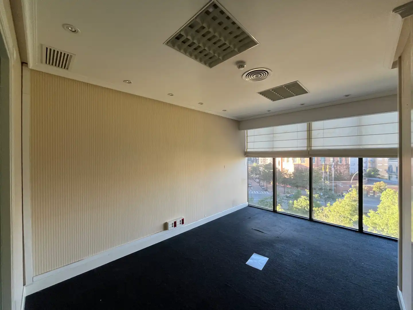 Office space with lift to rent in Carrer de la Sèquia 11, imagen 6