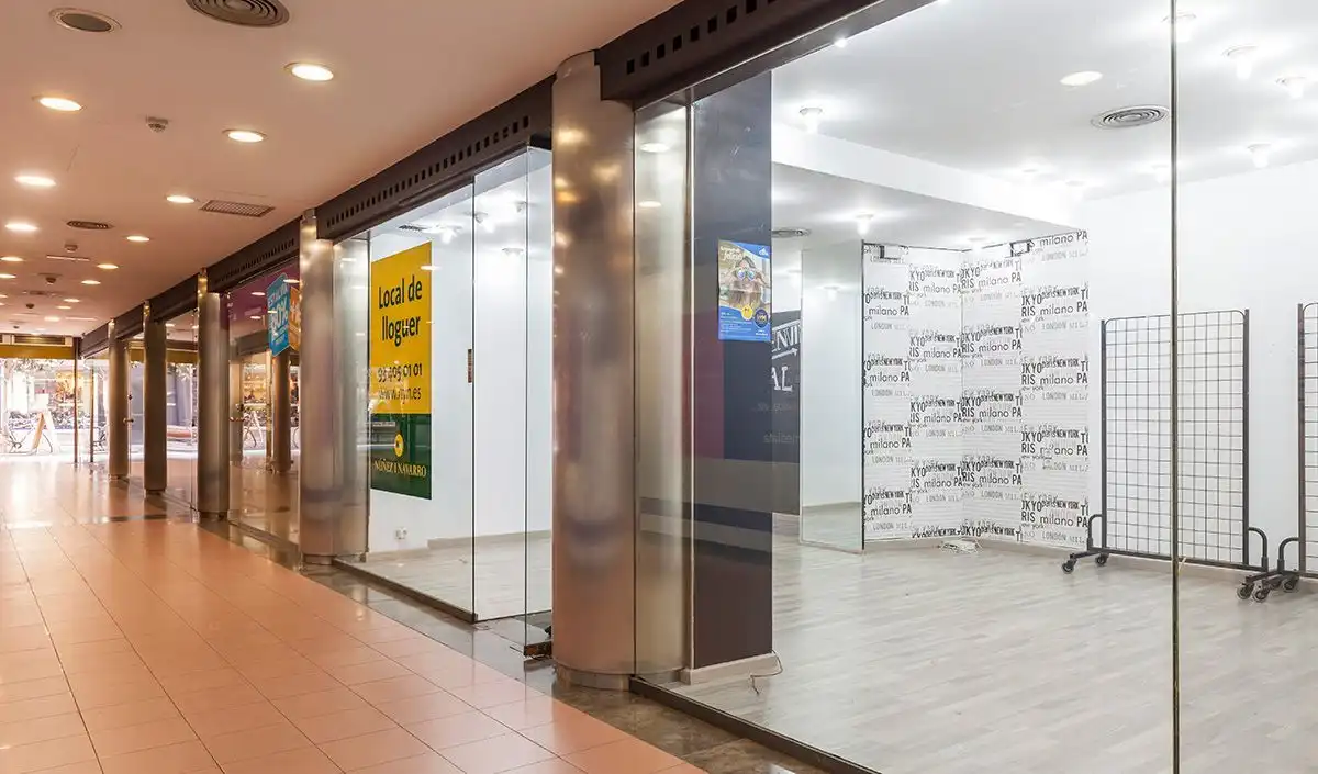 Oficina de alquiler en Sabadell